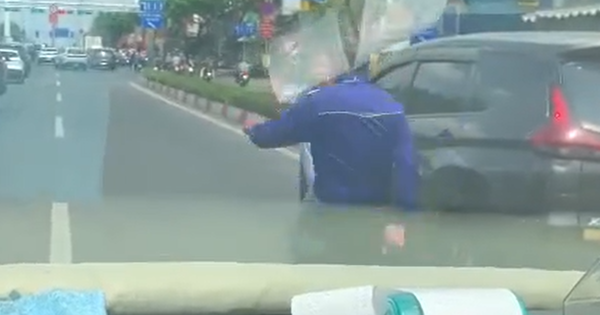 Công an TPHCM triệu tập 2 tài xế đánh nhau giữa đường Phạm Văn Đồng