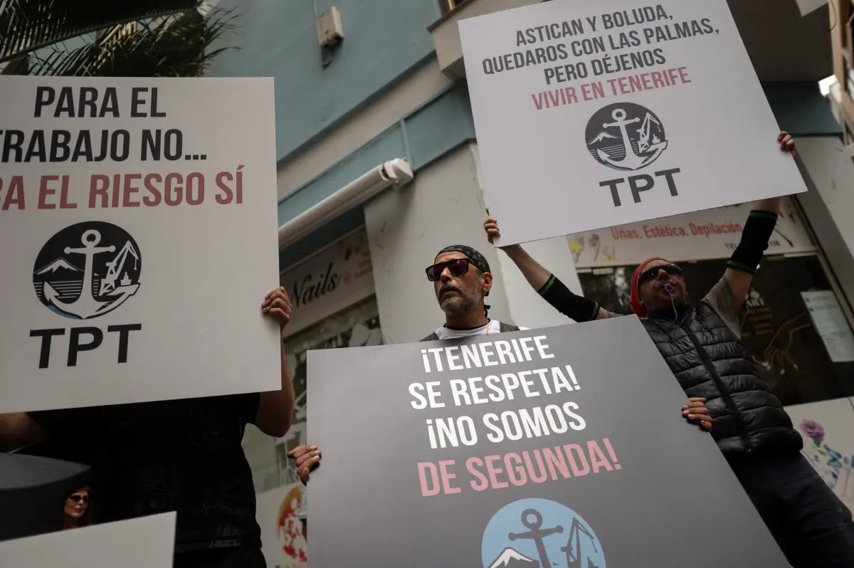 Dân đảo Tây Ban Nha phẫn nộ khi phải đón du thuyền có người nhiễm virus hanta- Ảnh 2.