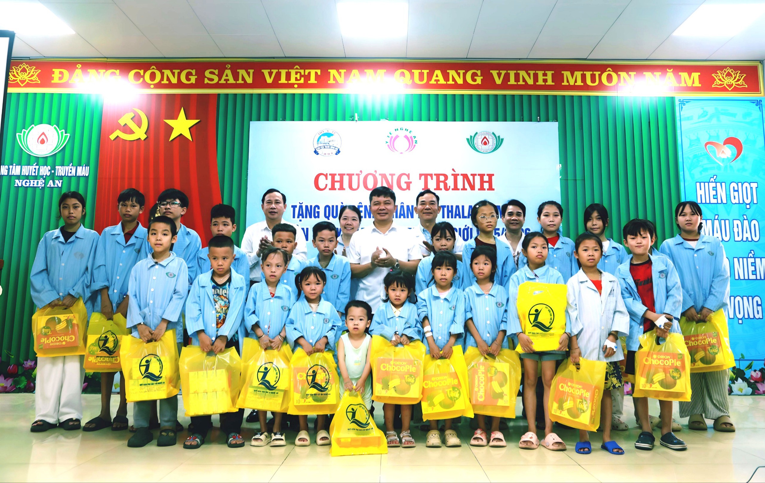 Thêm cơ hội điều trị chuyên sâu cho bệnh nhân Thalassemia tại Nghệ An- Ảnh 3.