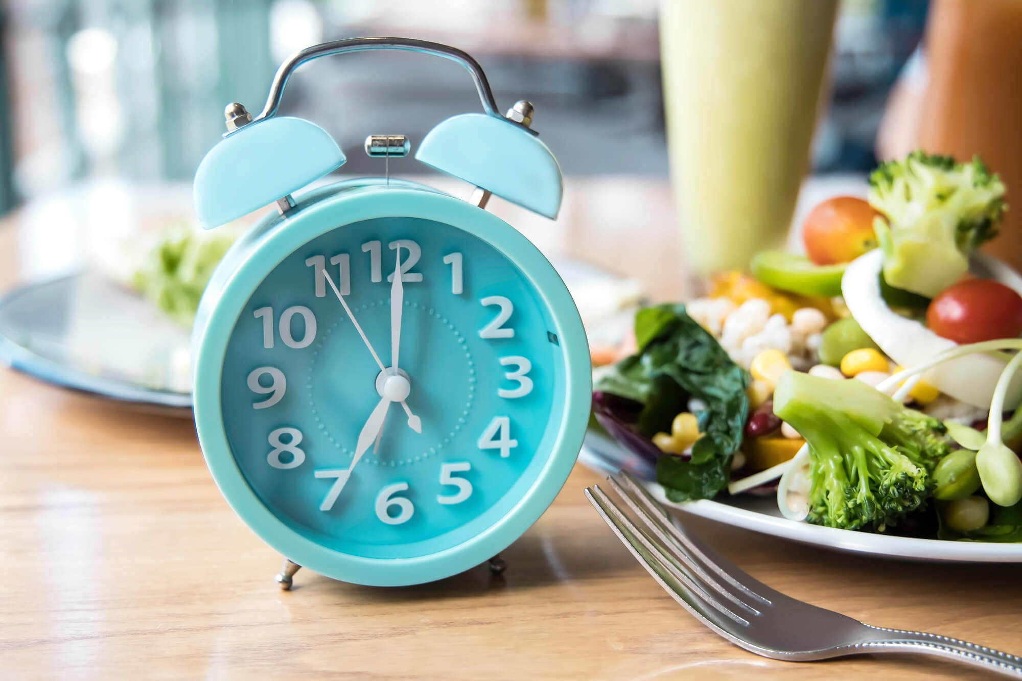 Nhịn ăn gián đoạn có phù hợp với phụ nữ tiền mãn kinh?- Ảnh 1.