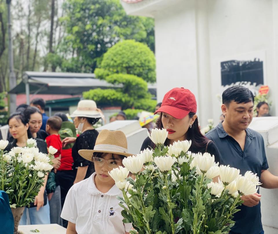 Tri ân tại Ngã ba Đồng Lộc- Ảnh 11.