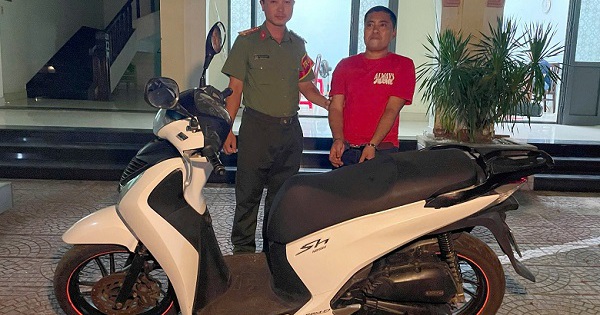 Chở khách lúc đêm khuya, tài xế công nghệ bị tấn công cướp xe SH