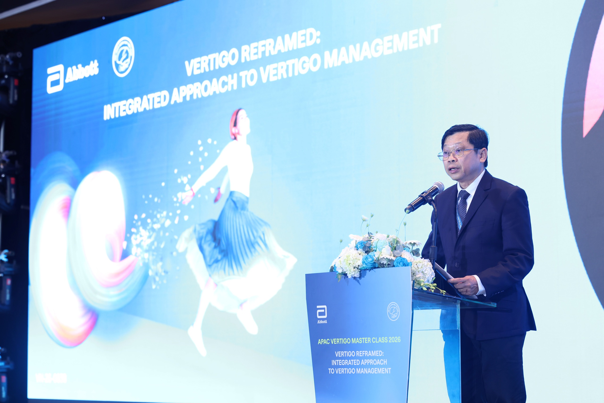 Abbott đồng hành nâng cao năng lực điều trị chóng mặt cho đội ngũ y tế- Ảnh 2.