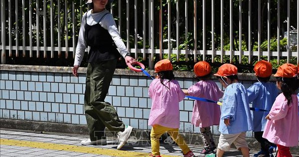 Số lượng trẻ em tại Nhật Bản giảm xuống mức thấp kỷ lục