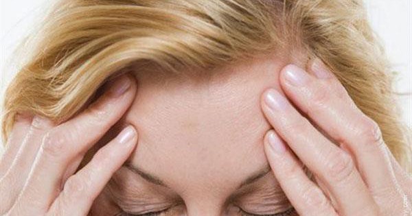 Chóng mặt dữ dội tưởng đột quỵ, hóa ra do ‘sỏi tai’
