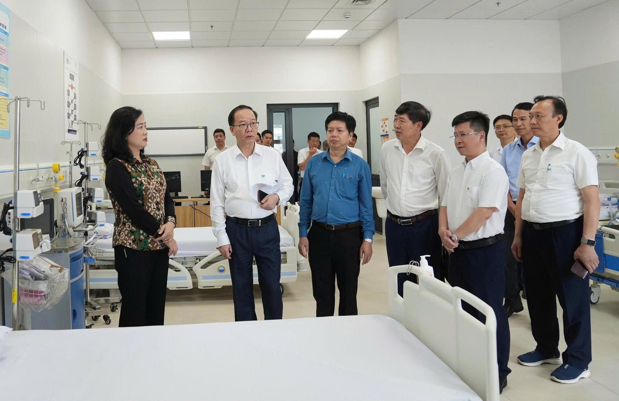 Bộ trưởng Bộ Y tế Đào Hồng Lan: Khẩn trương hoàn thiện các điều kiện để Cơ sở 2 Bệnh viện Nhi Trung ương hoạt động từ ngày 1/6- Ảnh 2. Bộ trưởng Bộ Y tế Đào Hồng Lan: Khẩn trương hoàn thiện các điều kiện để Cơ sở 2 Bệnh viện Nhi Trung ương hoạt động từ ngày 1/6- Ảnh 2.