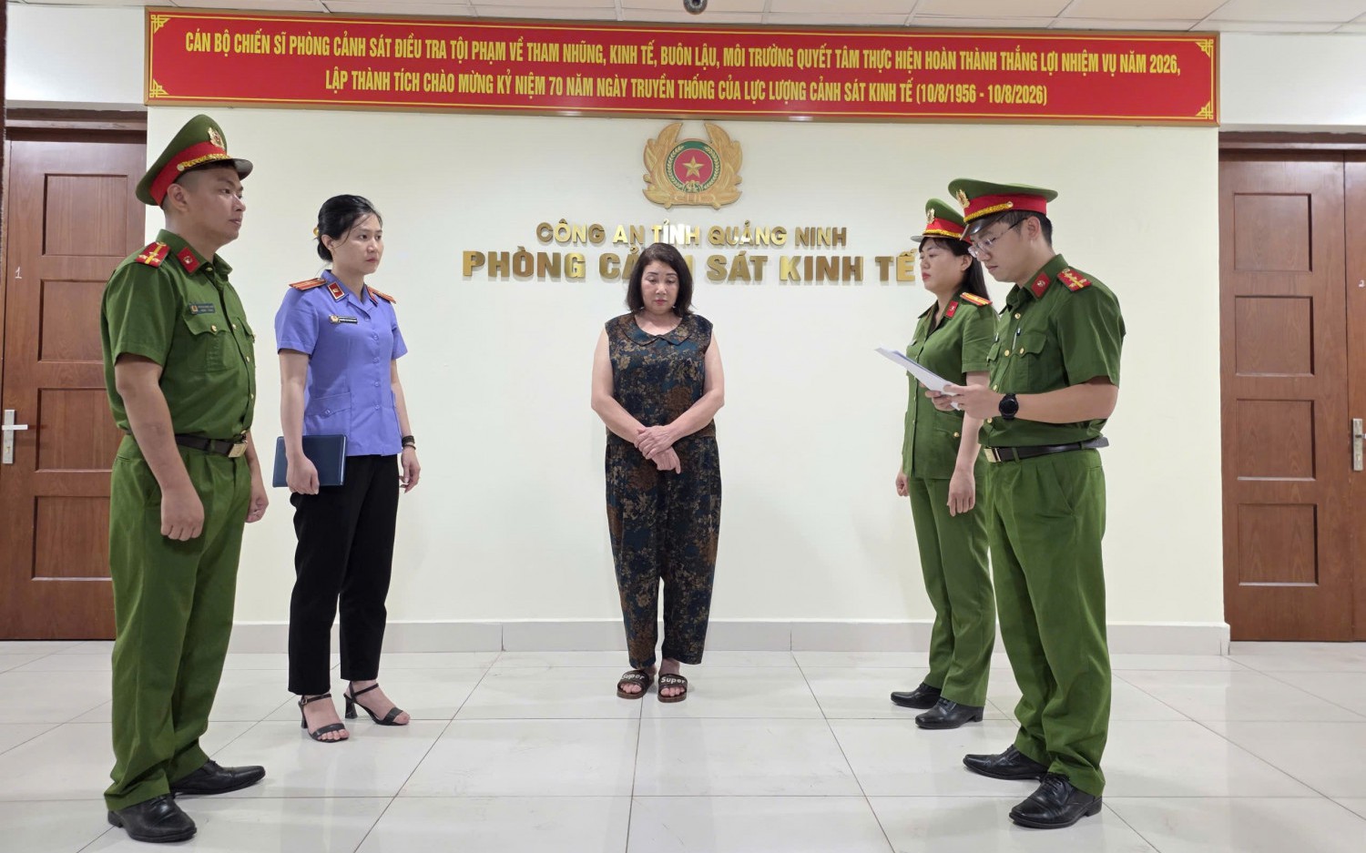 Quảng Ninh: Khởi tố, bắt tạm giam 2 đối tượng sản xuất giá đỗ bằng chất cấm