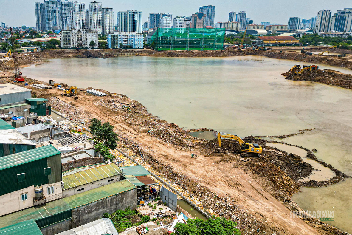 Hồ điều hòa Phú Đô tăng tốc trước mùa mưa ở Hà Nội- Ảnh 5.