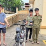Bắt nhanh nhóm thiếu niên dùng vũ lực, cướp đèn xe đạp điện