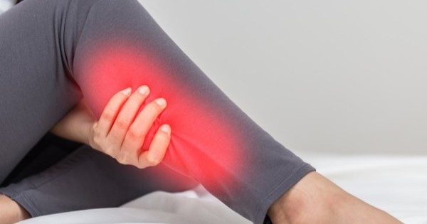 Thường xuyên đau nhức bắp chân, hãy thử ngay 2 mẹo này