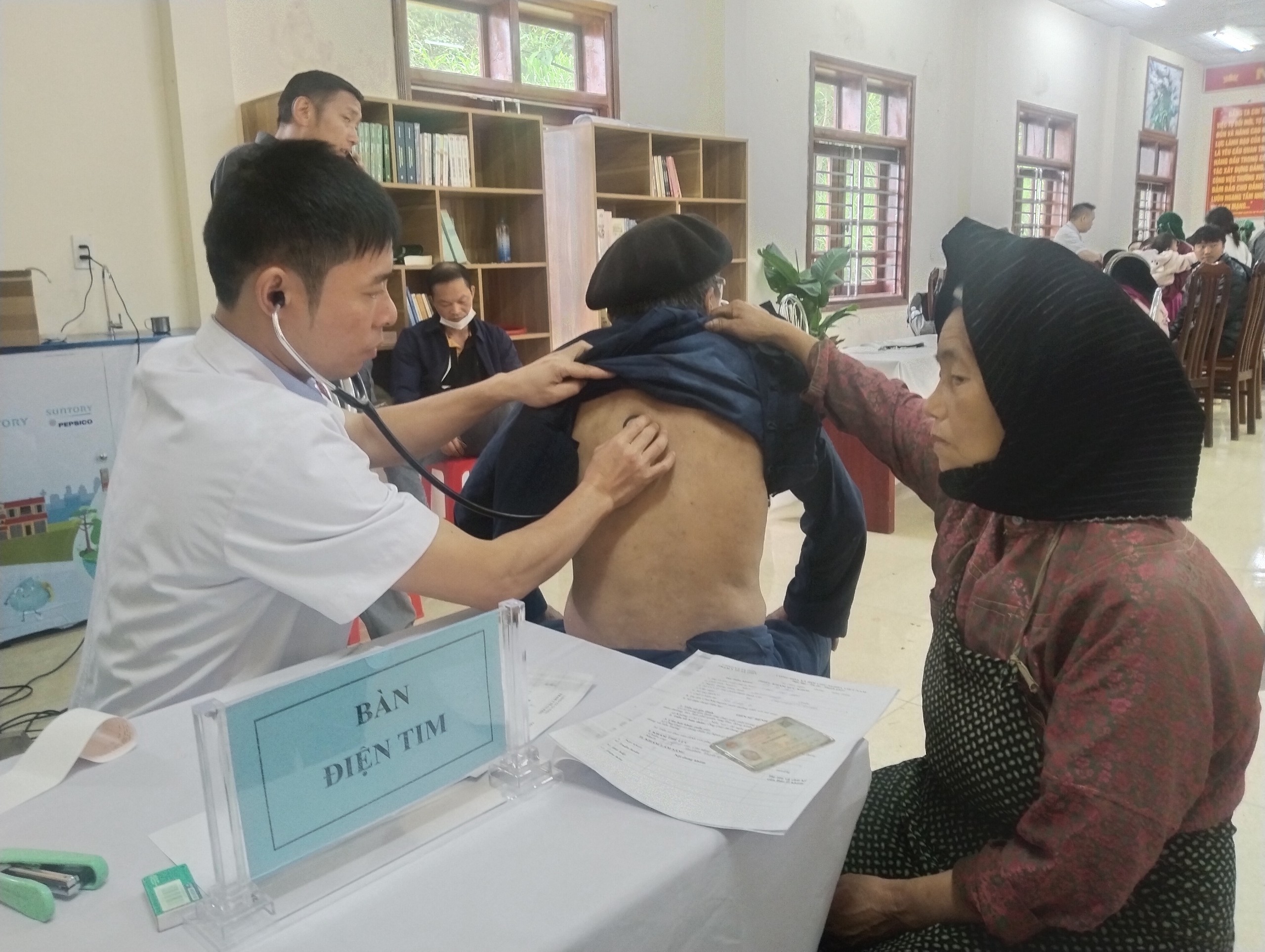 Từ Lũng Cú, Phố Bảng lan tỏa tinh thần phòng bệnh từ sớm, từ xa nơi vùng biên Tổ Quốc - Ảnh 13. Từ Lũng Cú, Phố Bảng lan tỏa tinh thần phòng bệnh từ sớm, từ xa nơi vùng biên Tổ Quốc - Ảnh 13.