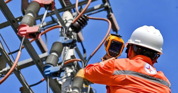 Chuyên gia chỉ cách giảm hóa đơn tiền điện khi điều chỉnh khung giờ cao điểm