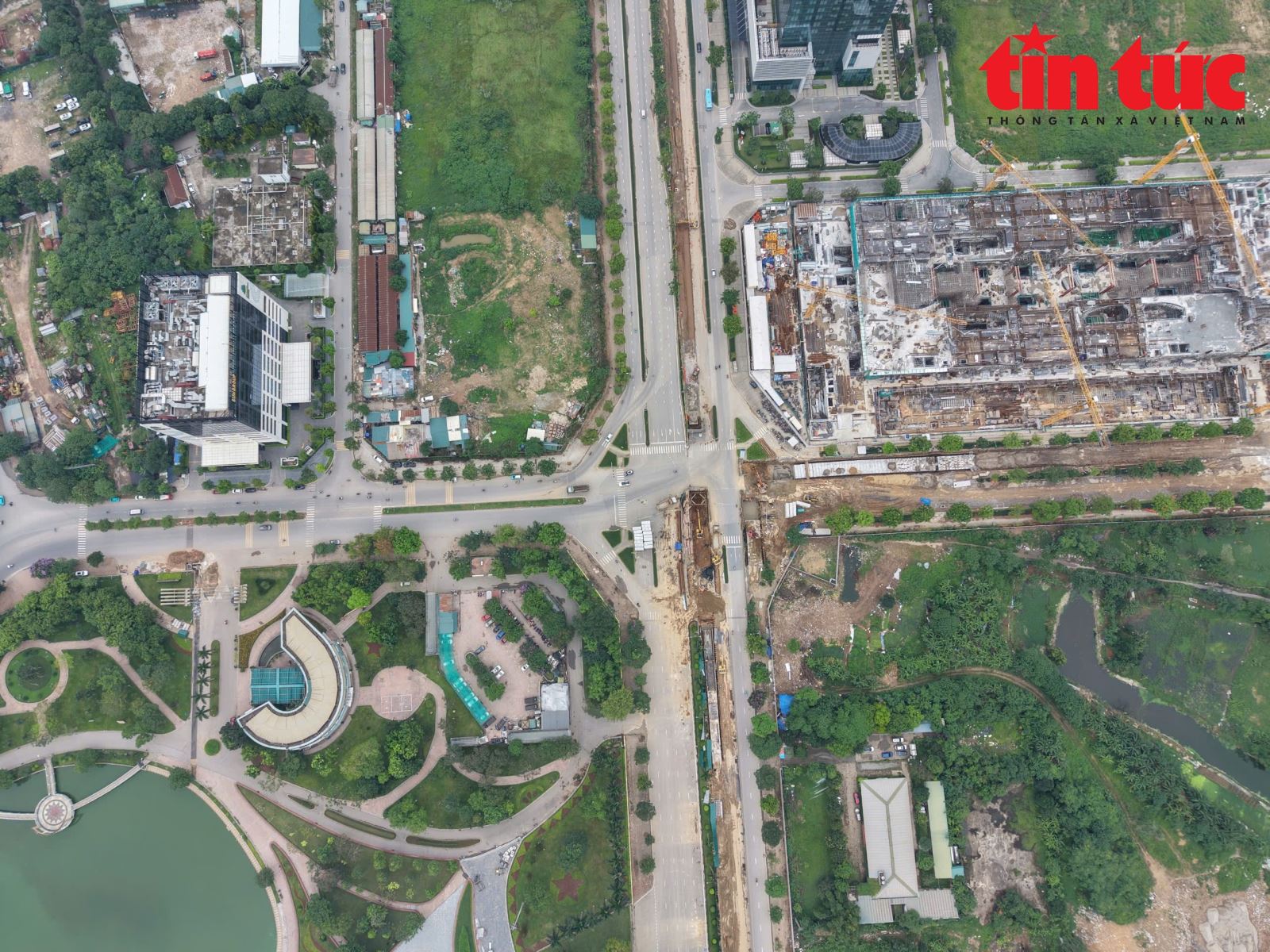 Cận cảnh kênh dẫn nước 7,7 km từ sông Hồng ‘hồi sinh’ sông Tô Lịch- Ảnh 6.