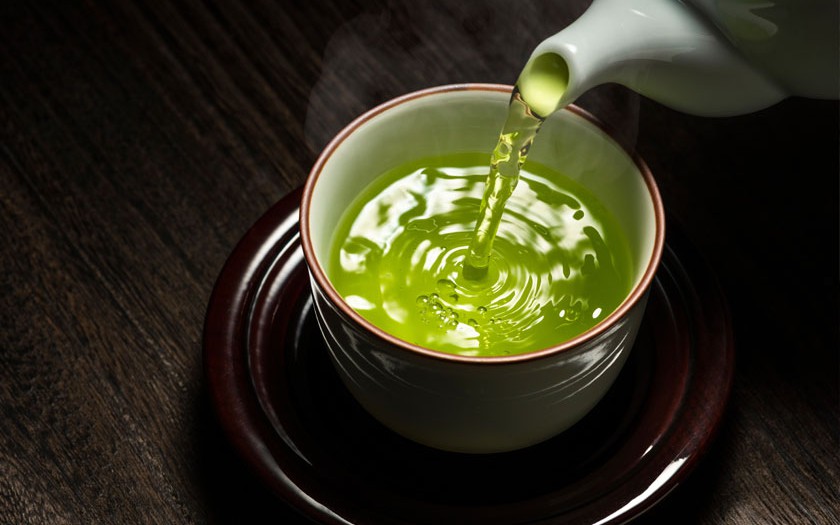 Caffeine trong trà có làm tăng nguy cơ loãng xương?- Ảnh 2. Uống trà xanh có tốt cho bệnh gan nhiễm mỡ không?