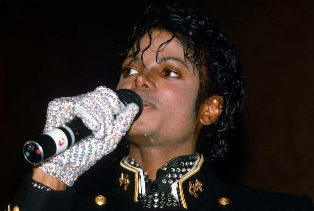 Sự thật về căn bệnh hiếm khiến Michael Jackson phải tẩy trắng da- Ảnh 3.