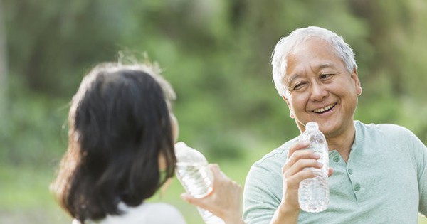 4 bệnh lý người cao tuổi thường gặp mùa hè