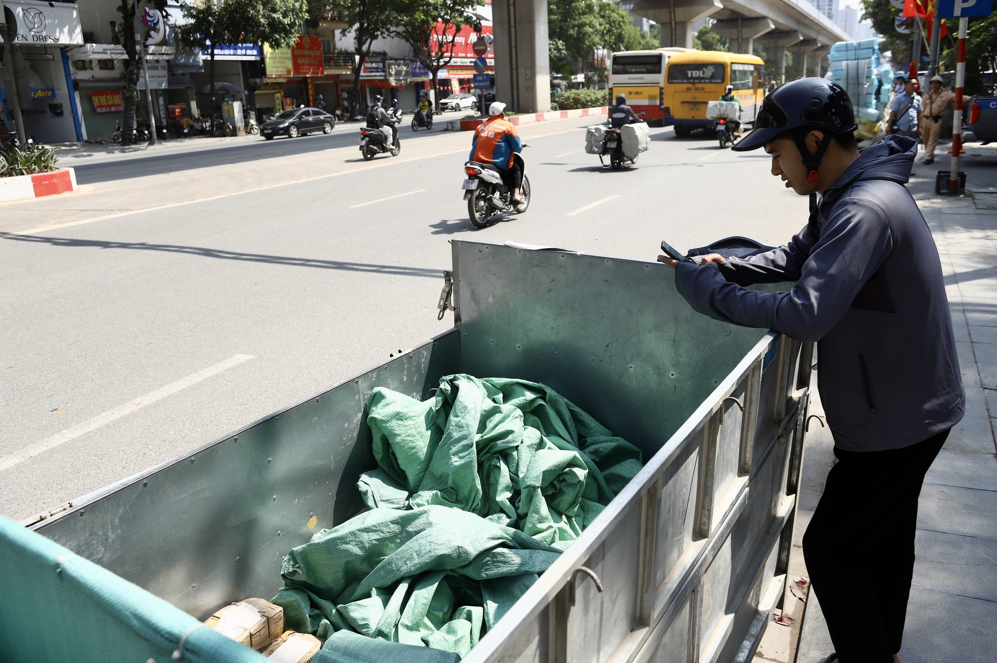 Thu vài nghìn đồng mỗi đơn hàng, shipper chịu tiền phạt gấp nhiều lần vì lỗi này- Ảnh 5.