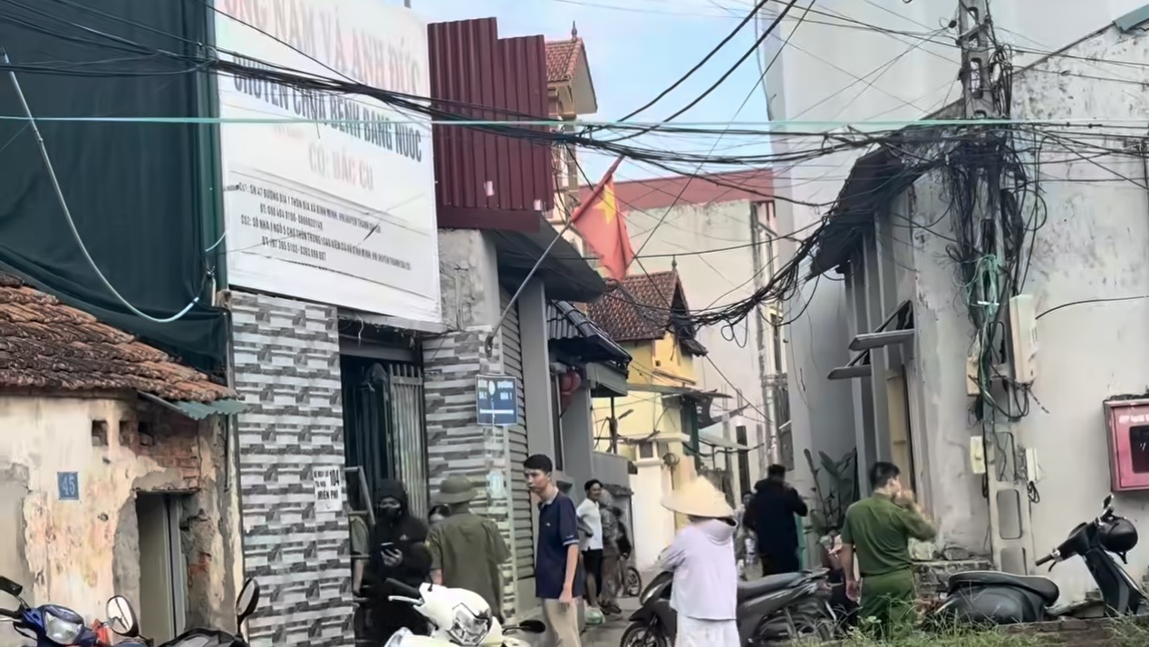 Công an Hà Nội vào cuộc vụ mổ khối u tại cơ sở chữa bệnh bằng nước- Ảnh 2. Công an Hà Nội vào cuộc vụ mổ khối u tại cơ sở chữa bệnh bằng nước- Ảnh 2.