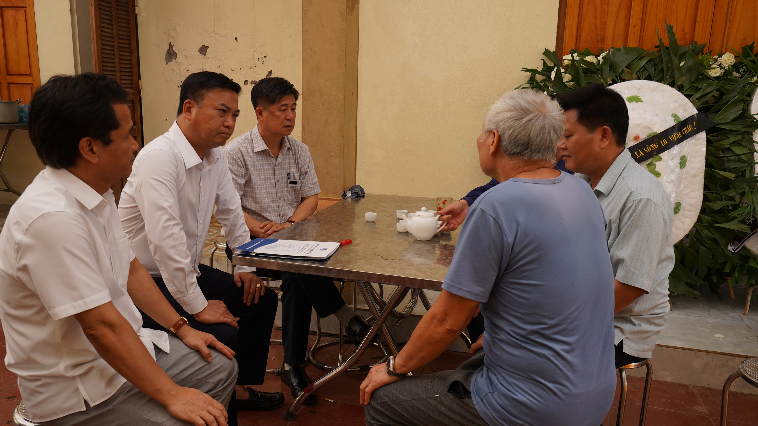 5 học sinh tử vong do đuối nước ở Phú Thọ: Bộ Y tế thăm hỏi gia đình nạn nhân, cảnh báo nguy cơ tai nạn dịp hè- Ảnh 3. 5 học sinh tử vong do đuối nước ở Phú Thọ: Bộ Y tế thăm hỏi gia đình nạn nhân, cảnh báo nguy cơ tai nạn dịp hè- Ảnh 3.
