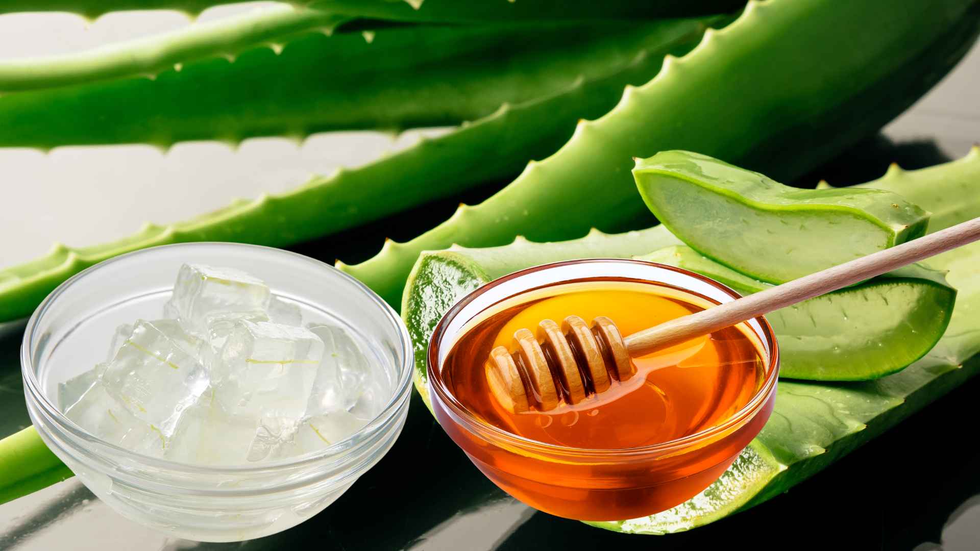 Mật ong kết hợp với nha đam có tác dụng gì với da?- Ảnh 1.