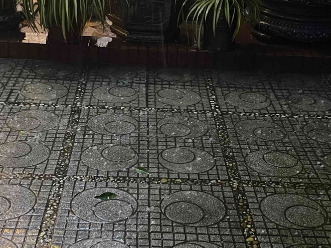 Nguyên nhân mưa đá ở hàng loạt các tỉnh miền Bắc chiều nay- Ảnh 2.