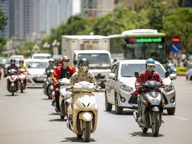Báo động nguy cơ cháy rừng ở nhiều khu vực do nắng nóng diện rộng- Ảnh 1. Báo động nguy cơ cháy rừng ở nhiều khu vực do nắng nóng diện rộng- Ảnh 1.