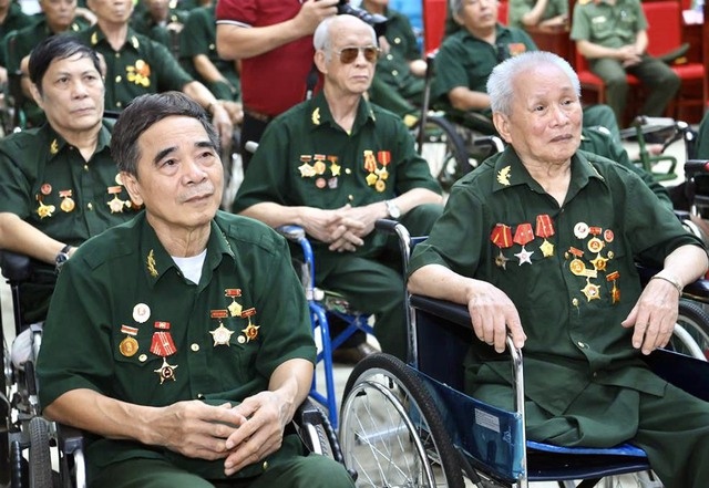 Thông qua đề xuất sửa đổi Pháp lệnh Ưu đãi người có công với cách mạng- Ảnh 1.