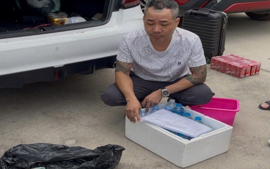 Phá nhanh vụ đập kính xe ô tô trộm tài sản tại khu biệt thự ở Lạng Sơn- Ảnh 3.