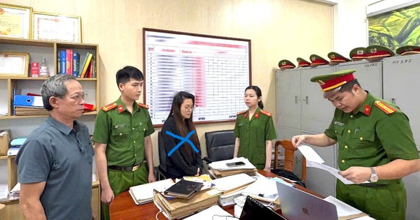 Mánh khóe tham ô tài sản của nữ quản lý cửa hàng