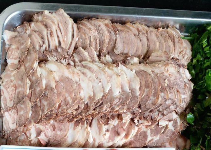 Phở bò chín: Lợi ích dinh dưỡng và lưu ý khi ăn- Ảnh 2. Phở bò chín: Lợi ích dinh dưỡng và lưu ý khi ăn- Ảnh 2.