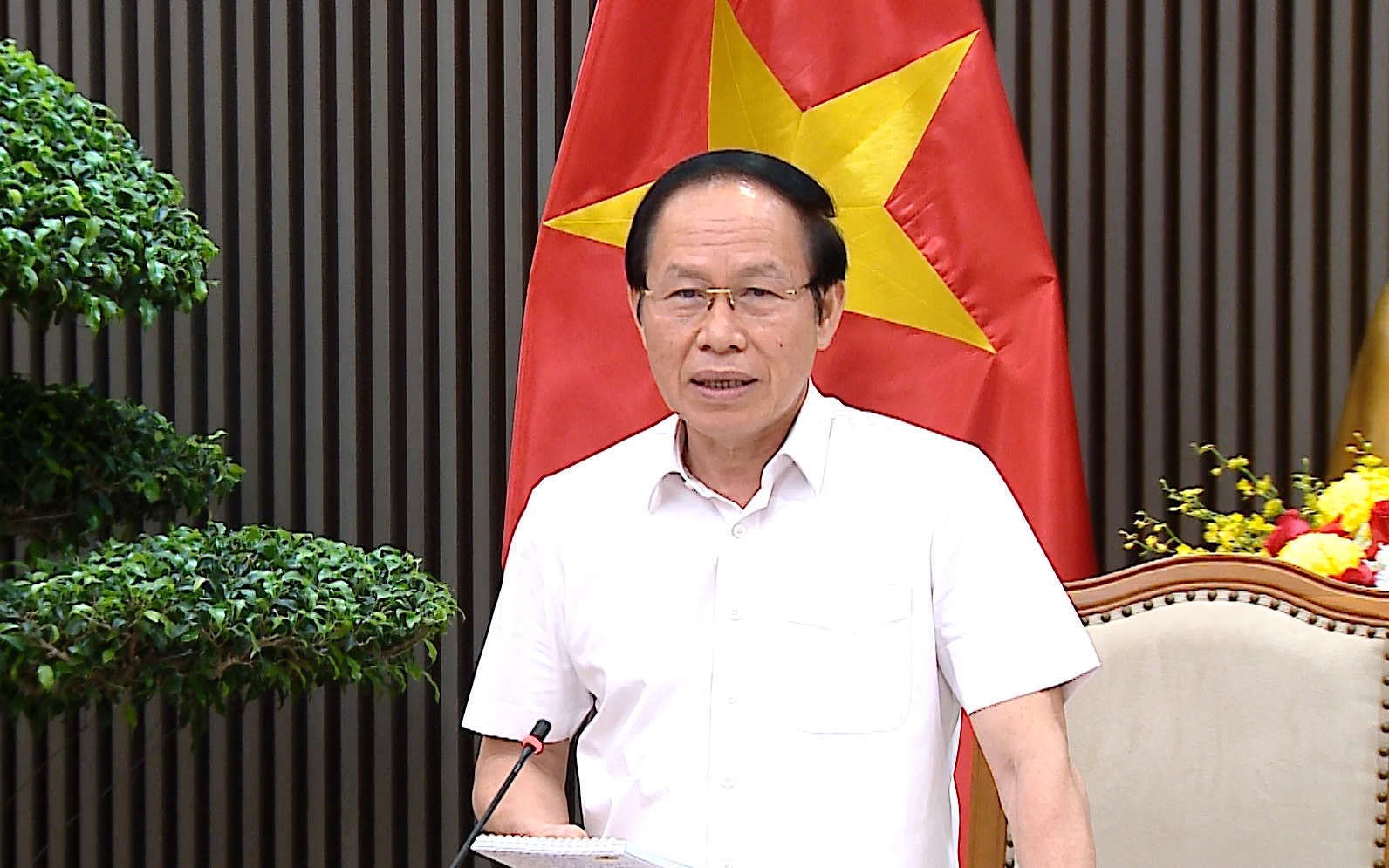 Phó Thủ tướng: Xem xét điều chỉnh phụ cấp cán bộ cấp xã trong tổng thể cải cách tiền lương- Ảnh 4.
