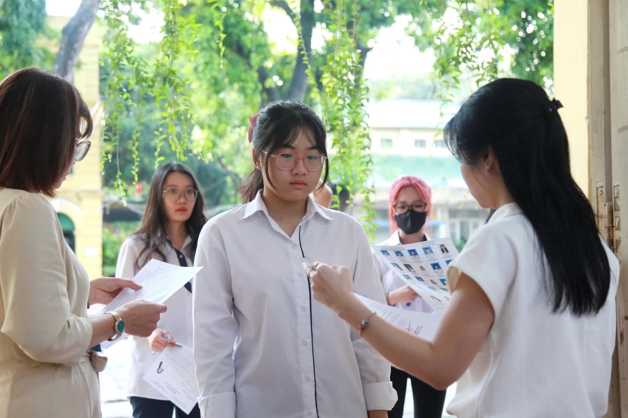 Hiểu đúng về bách phân vị khi quy đổi điểm xét tuyển đại học năm 2026- Ảnh 1.