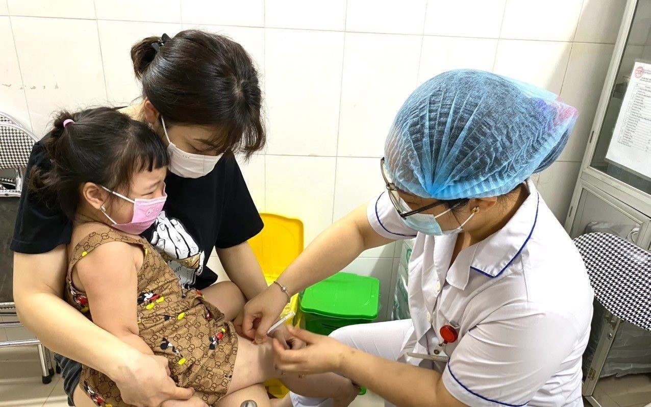 Từ 1/7, những bệnh nào phải tiêm chủng bắt buộc?- Ảnh 1. Từ 1/7, những bệnh nào phải tiêm chủng bắt buộc?- Ảnh 1.