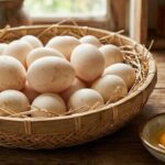 5 nhóm người nên thận trọng với trứng vịt