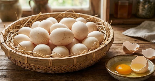 5 nhóm người nên thận trọng với trứng vịt