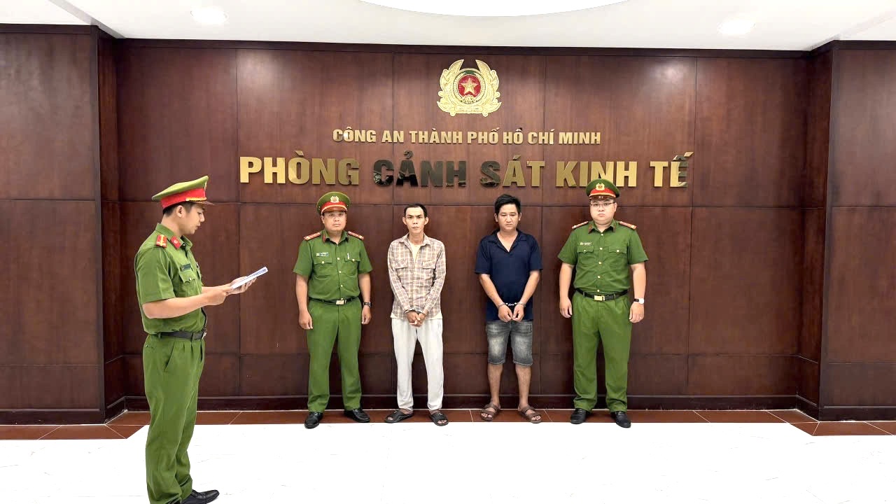 Ngâm thịt lợn vào hóa chất để 'biến' thành thịt bò, đã bán ra thị trường hơn 65 tấn- Ảnh 1. Ngâm thịt lợn vào hóa chất để 'biến' thành thịt bò, đã bán ra thị trường hơn 65 tấn- Ảnh 1.