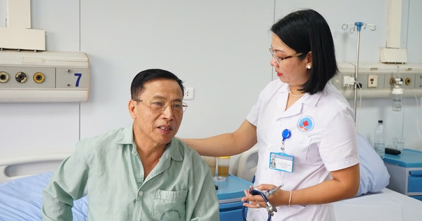Hệ lụy muộn màng khi người cao tuổi giấu bệnh vì sợ làm phiền con cháu
