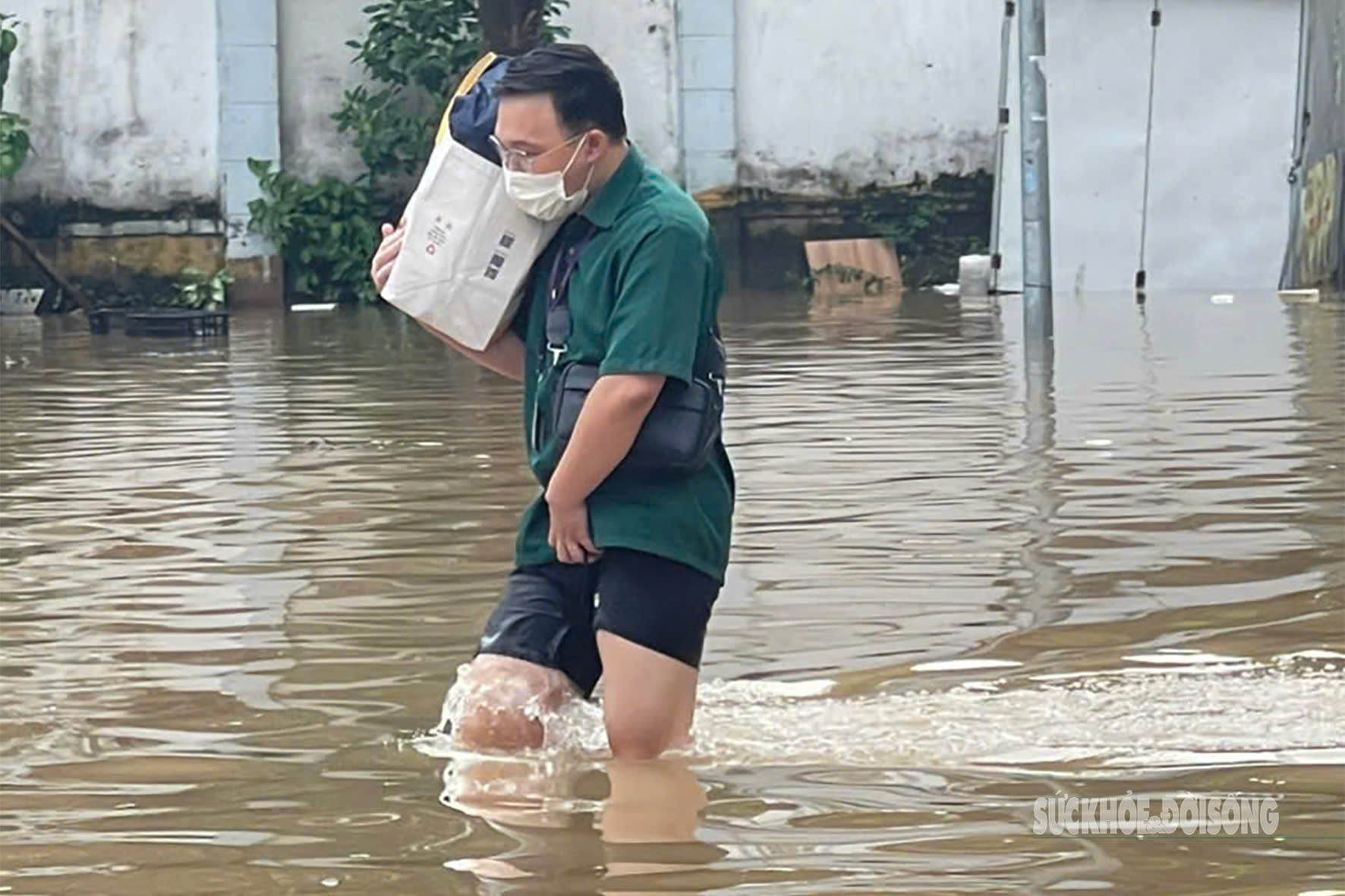 Đợt mưa lớn diện rộng có gây ngập úng, sạt lở như thời gian vừa qua?- Ảnh 1. Đợt mưa lớn diện rộng có gây ngập úng, sạt lở như thời gian vừa qua?- Ảnh 1.