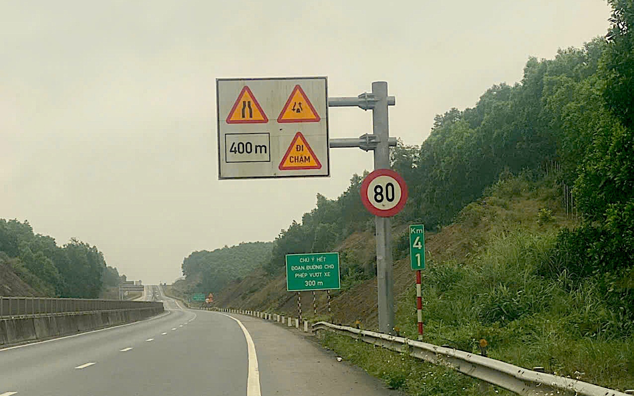 Hạn chế tốc độ trên cao tốc Cam Lộ - La Sơn gây khó lưu thông: Điều chỉnh thế nào?