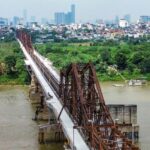 Sau hơn 30 ngày thi công, diện mạo cầu Long Biên hiện ra sao?