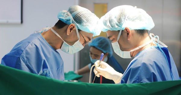 Vinmec Phú Quốc bóc tách khối u buồng trứng lớn trong 3 giờ, bệnh nhân xuất viện sau 48 giờ
