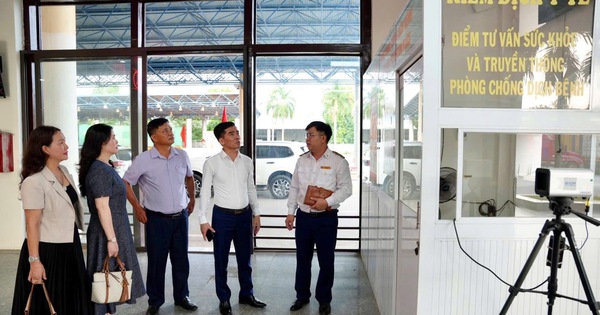Quảng Trị siết kiểm dịch ngăn chặn dịch Ebola qua biên giới