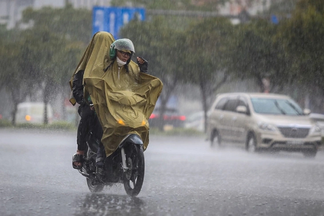 Miền Bắc chuẩn bị đón mưa dông giải nhiệt nắng nóng- Ảnh 1. Miền Bắc chuẩn bị đón mưa dông giải nhiệt nắng nóng- Ảnh 1.