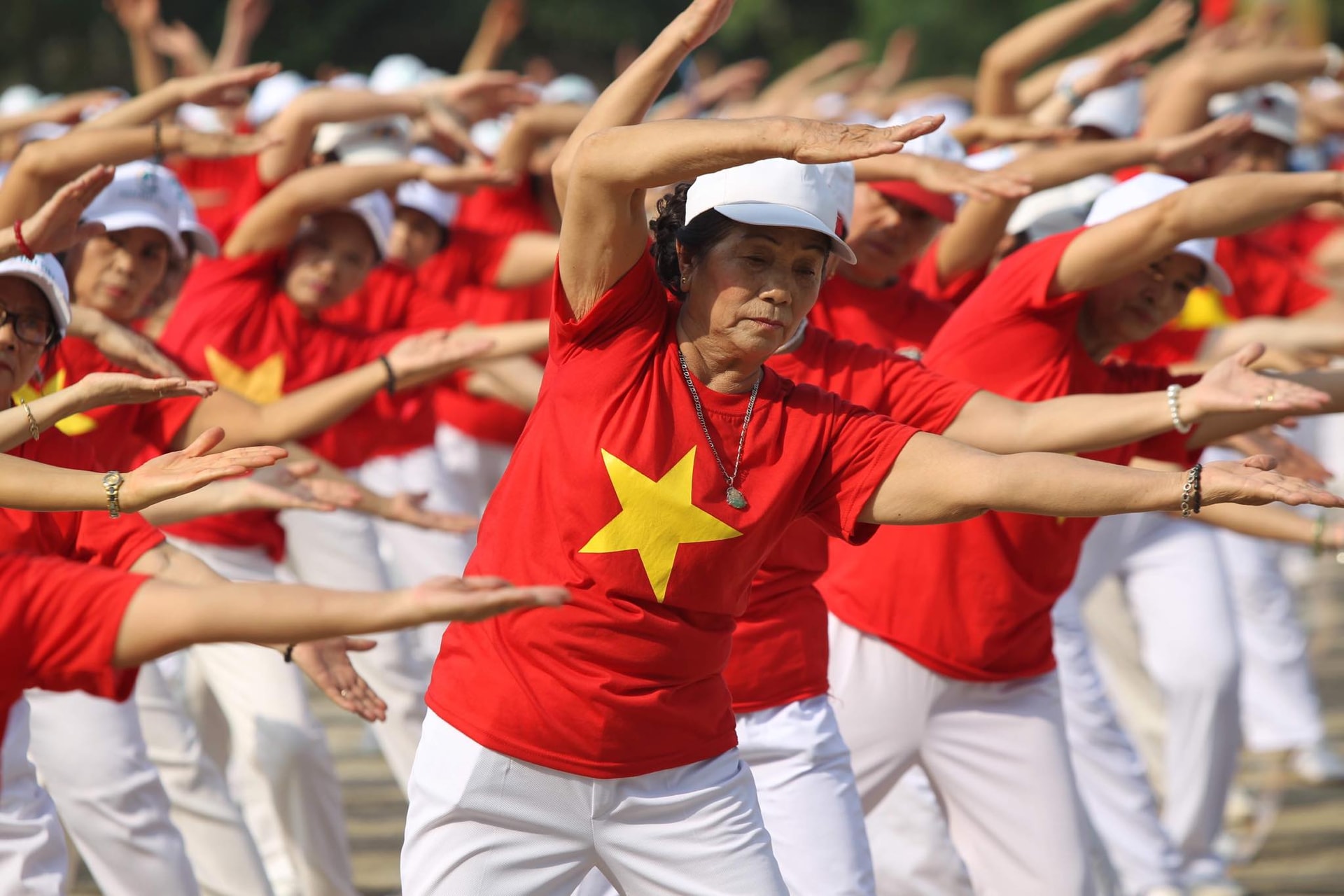 Nhận diện ranh giới giữa cô đơn và trầm cảm ở người cao tuổi- Ảnh 3.