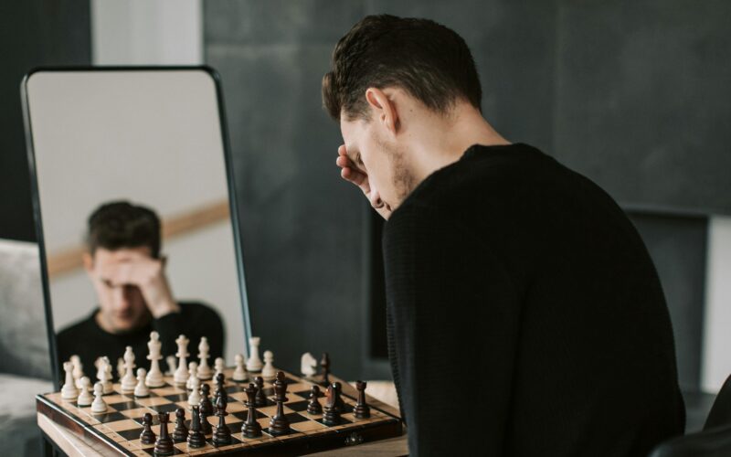 Nghĩ lâu, dễ quyết định sai?