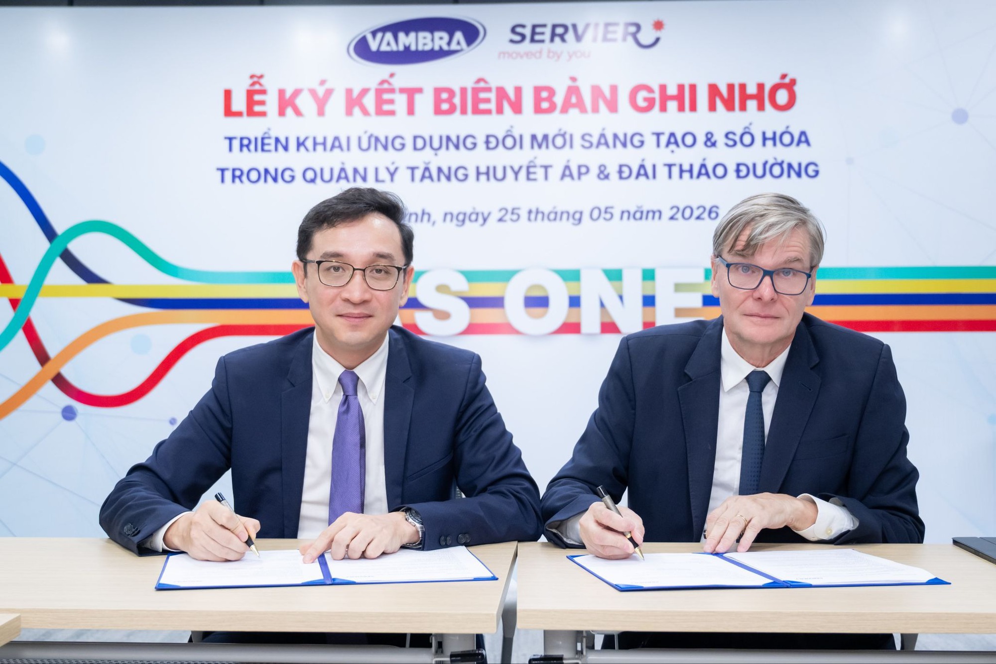 VAMBRA và Servier ký kết Biên bản ghi nhớ hợp tác thúc đẩy đổi mới số trong quản lý tăng huyết áp và đái tháo đường tại Việt Nam- Ảnh 2.