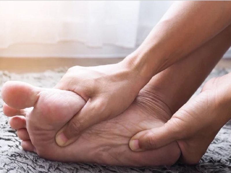 6 nguyên nhân gây phù chân ở người cao tuổi- Ảnh 1. 6 nguyên nhân gây phù chân ở người cao tuổi- Ảnh 1.