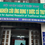 ‘Cẩm nang chăm sóc sức khoẻ gia đình’ – Đưa tinh hoa Y học cổ truyền Việt Nam đến gần hơn với cộng đồng
