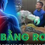 Phẫu thuật cột sống bằng robot giúp bác sĩ ‘chuẩn xác đến từng milimet’
