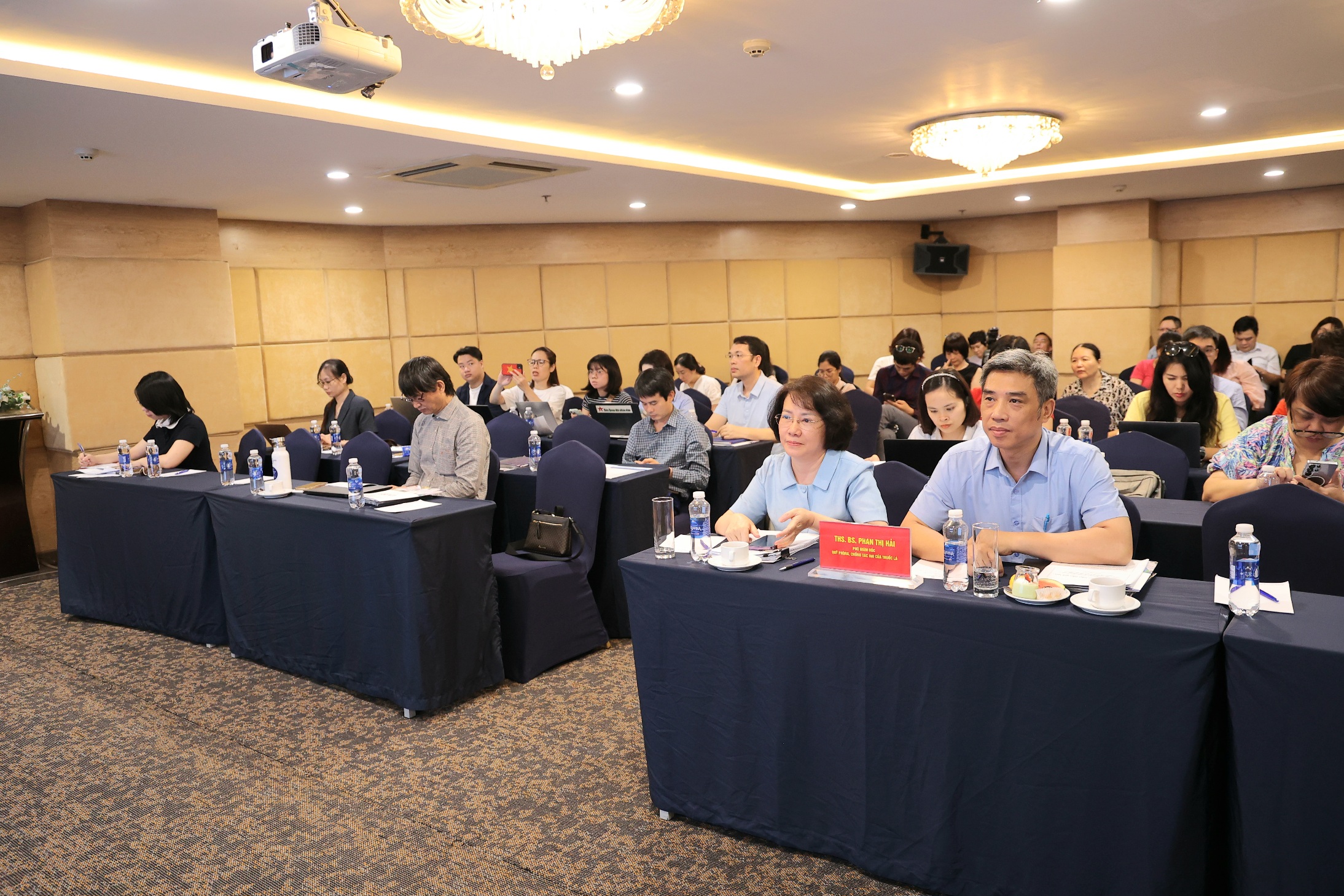 Đề xuất cấm thế hệ sinh từ năm 2010 trở về sau mua, sử dụng thuốc lá- Ảnh 2. Đề xuất cấm thế hệ sinh từ năm 2010 trở về sau mua, sử dụng thuốc lá- Ảnh 2.
